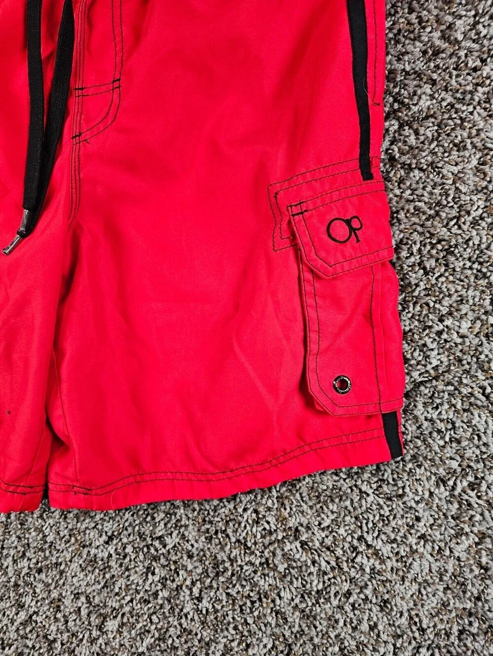 OP Mens Sz M (32-34) Swim Trunks Swimsuit Red Black Cargo Pockets